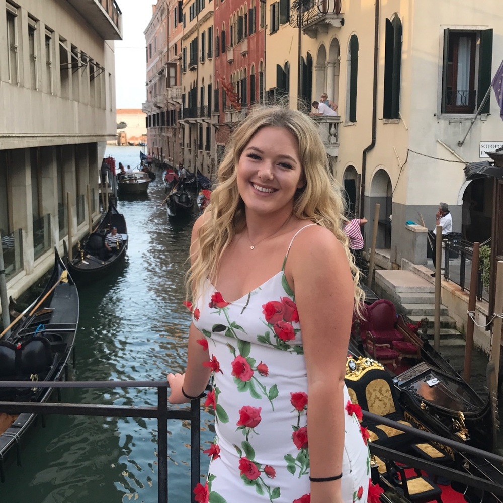 Meet your Posher, Sydney